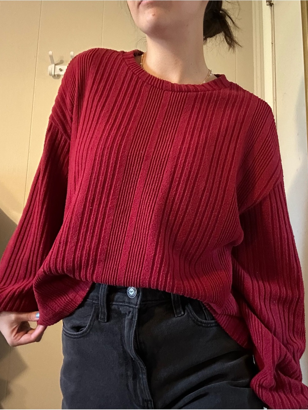 SHEIN Medium Crewneck Sweater in Berry Red